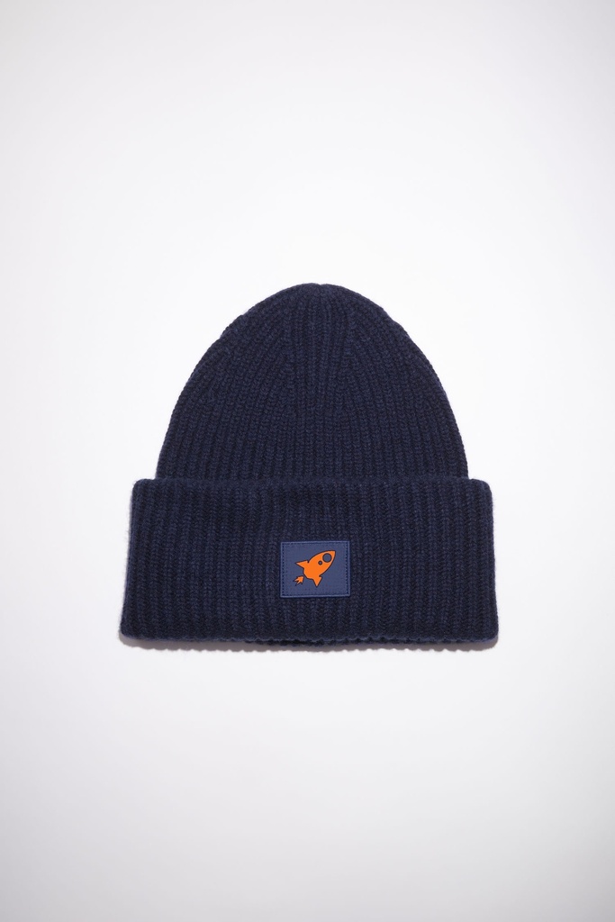 BEANIE SPACE ROCKET